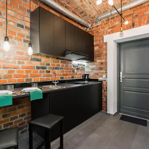 Level -1 Loft Center By Renters Poznań